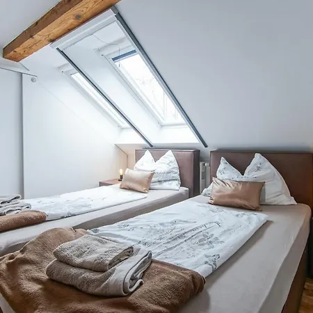 Appartamento Auszeit Steiraland 6 Mit Ueberdachter Terasse Schoenen Garten Und Kostenlosen Parkplatz Leoben (Styria)