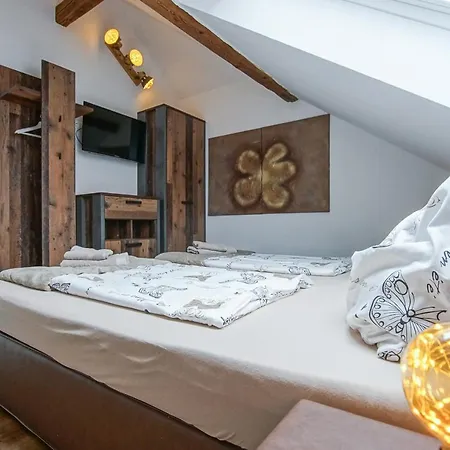 Apartment Auszeit Steiraland 6 Mit überdachter Terasse Schönen Garten Und Kostenlosen Parkplatz Leoben (Styria)