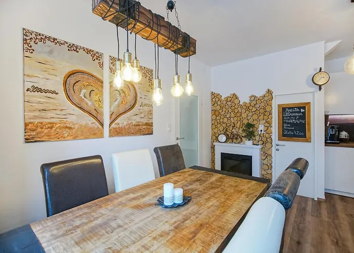 Auszeit Steiraland 6 Mit Ueberdachter Terasse Schoenen Garten Und Kostenlosen Parkplatz