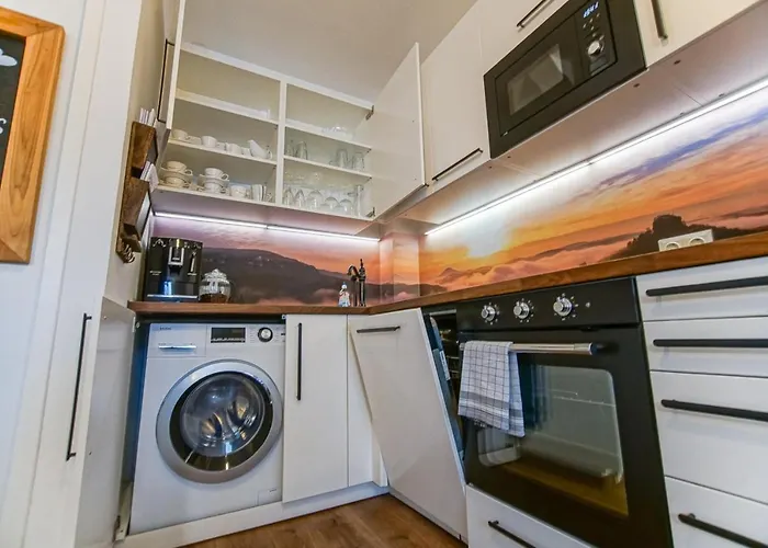 Auszeit Steiraland 6 Mit Ueberdachter Terasse Schoenen Garten Und Kostenlosen Parkplatz Λεόμπεν